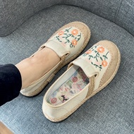 Qxico รุ่น FQ255 (แถมถุงผ้าแบรนด์) รองเท้าสลิปออน ลายดอกไม้ ใส่สวยใส่สบายมาก