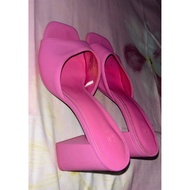 Fuchsia pink heels