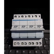 COS CHANGE OVER SWITCH (COS) 4P 40 ampere