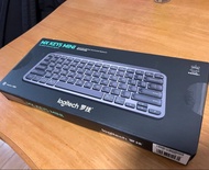 ปุ่มไร้สายขนาดเล็กคีย์บอร์ด MX Logitech