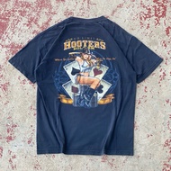 Used T-Shirt (Hooters)