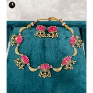 lotus necklace with earrings..