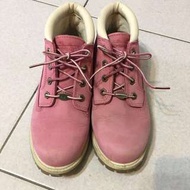 Timberland 粉色經典短靴