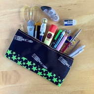 寬版筆袋【宇宙】榻榻米邊飾製 口罩收納袋 萬用袋 火箭 太空人 星星