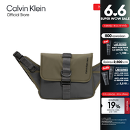 Calvin Klein กระเป๋าคาดเอวผู้ชาย รุ่น HH3834 061 ทรง Utilitarian Camera Waist Bag - สีเทา