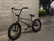 銀色BMX花式單車
