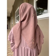 Square embroidery paris code 96