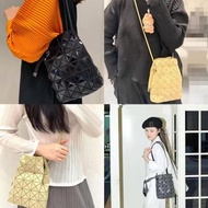 BAO BAO ISSEY MIYAKE 幾何菱格水桶包