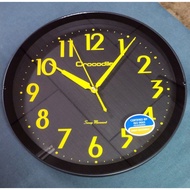 100% CROCODILE WALL CLOCK CW1842