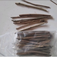 25cm long wooden twigs