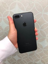 iPhone 7 plus 黑 128G