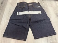 4A like black 全新unwashed短牛仔褲
