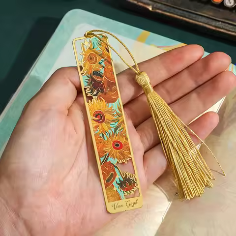 Retro Floral Painting Metal Bookmark Hollow Bronzing Bookmark With Tassel For Book Club Reader Write