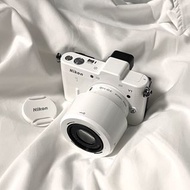 Nikon V1 Mirrorless Camera with Lens