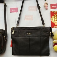 Kickers messenger bag