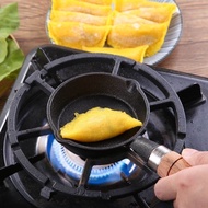 Cast Iron Mini Omelette Pan Frying Pan Household Flats Frying Pan Egg Dumpling Pan Oil Pouring Drip Oil Handy Gadget Non-Stick Small Iron Pan