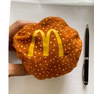 2002 麥當勞漢堡包內藏Hello Kitty公仔，意大利世界盃