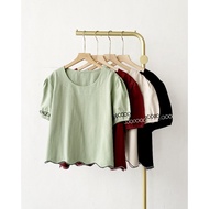 A2902 Women's Combination Top
