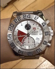 Tudor 帝舵 Iconaut 20400 GMT 計時自動機械錶（銀紅面）$13888