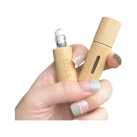 50pcs Luxury 5ml 10ml Perfume Essential Oil Bamboo Roller Bottles Roll on Glass Bottle Wood Lid Cosm