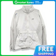 New Balance | แจคเกตกนลมทรงโอเวอรฟต รน UNI N Flying Warm-Up Jacket ของนวบาลานซ รหสสนคา NBNAFCO313-10