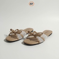 DLafeet Sandal Wanita Flat Dhara Cream