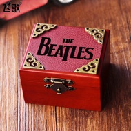 Flying Song Retro Wooden Music Box Classical Mechanical Clockwork Music Box Creative Birthday Small 
