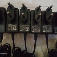 9V 0.6A Adapter