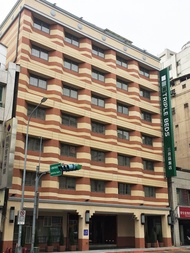 洛碁大飯店-三貝茲館Green World Triplebeds Hotel