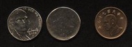 美國 5 CENTS硬幣"原材料漏鑄印(變體幣)",係從美國帶回之5分幣之原封捲中所發現,保證真品---台北可面交
