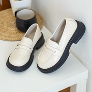 milkmeshoes รองเท้าผู้หญิง รีวิวรองเท้า รองเท้าแฟชั่น รองเท้า loafer (โลฟเฟอร์) เสริมส้น 2 นิ้ว (920