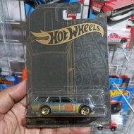 Hotwheels Datsun Anniversary wagon510