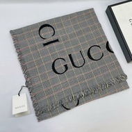 GUCCI 全新千鳥格羊毛披肩