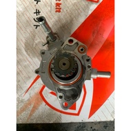 vacuum pump triton vgt 4d56u  engine