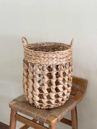 ตะกร้าผักตบชวา Water hyacinth basket