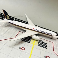 Airbus A350 Singapore Airlines | Metal Model with Wheels | Scale 1:400 | Collectible - Aviation Deco