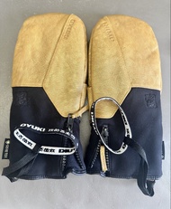 Oyuki Gore-Tex 滑雪手套