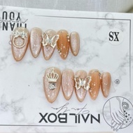 Ovan Diamond Cat Eye Fake Nails