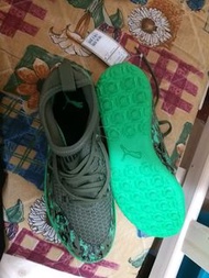 Puma 男士足球鞋