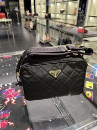 Prada 菱格相機包Camera Bag