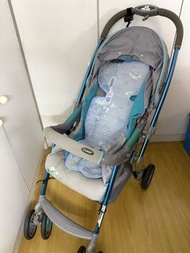 Combi 嬰兒手推車