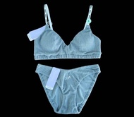 #Sabina ไม่มีโครง ถอดสายไม่ได้ แบบสวม ป้าย 1,280 บรา299กกน149 บรา #M=2  กกน #M=1