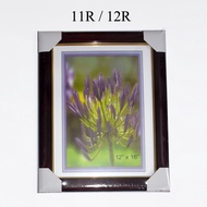 Wood Photo Frame Brown Size 11R / 12R (made in Malaysia)