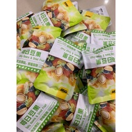 10 packs of nutritious mixed seeds mixed with dried fruit seeds