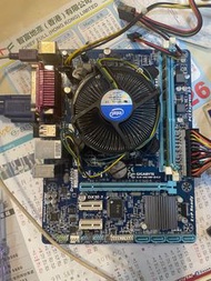 GIGABYTE  GA-H61M-DS2 及E C S底版