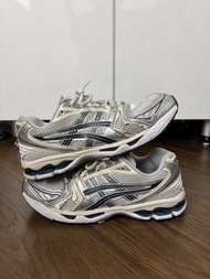 ASICS Gel-Kayano 14 Midnight White