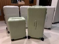 Rimowa Essential Trunk Plus Size 33 行李箱