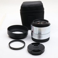 SIGMA 單焦廣角鏡頭 Art 19mm F2.8 DN 銀色 適用於Sony E 接環微單相機 929763