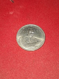 เหรียญ ร.9 ที่ระลึกรางวัลความสำเร็จสูงสุดด้านการพัฒนามนุษย์ ปี 2549 ราคาเหรียญ 20บาท