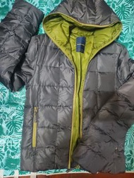 Zara 羽絨外套，男女均可